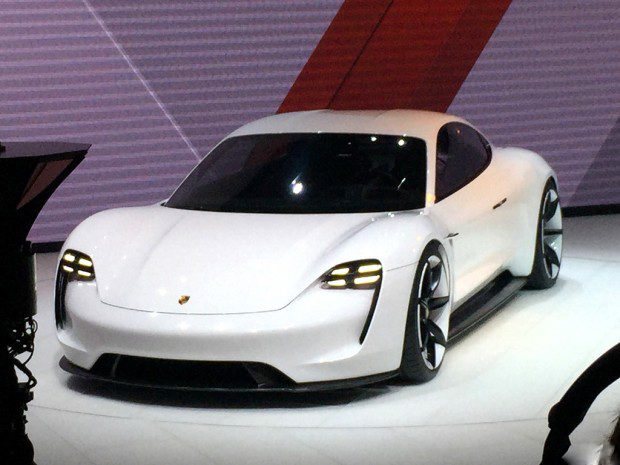 全新保时捷Mission E于法兰克福发布