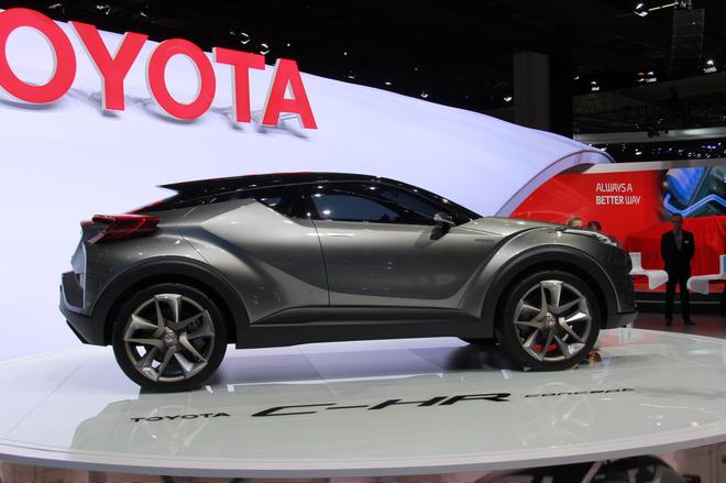 丰田推升级版C-HR概念车 亮相法兰克福
