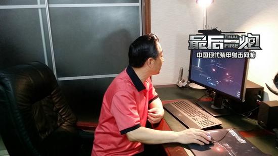 图03：张召忠将军登陆《最后一炮》