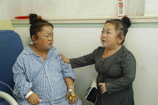 《宝贝》袖珍孕妈搏命产子