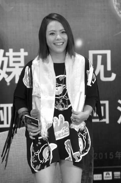 张惠春将办巡演想摆脱姐姐张惠妹光环