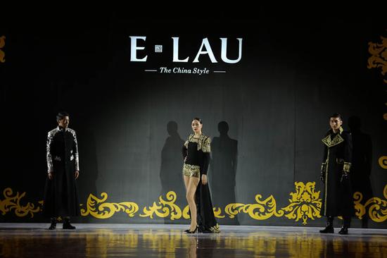 中式丽装，北京礼赞”刘亚桐中国首秀