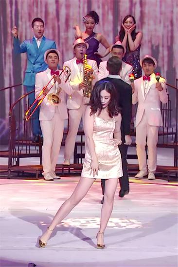 《女神新装》刘芸挑战热辣劲舞