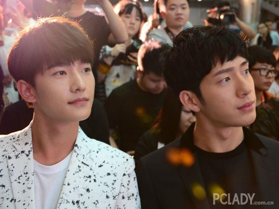 井柏然挑战杨洋杀马特基情cp共饰一角