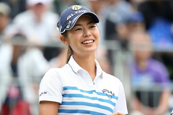 万星威精英赛松森彩夏领先黎佳韵72杆晋级边缘 手机新浪网 万星威精英赛松森彩夏领先黎佳韵72杆晋级边缘 手机新浪网
