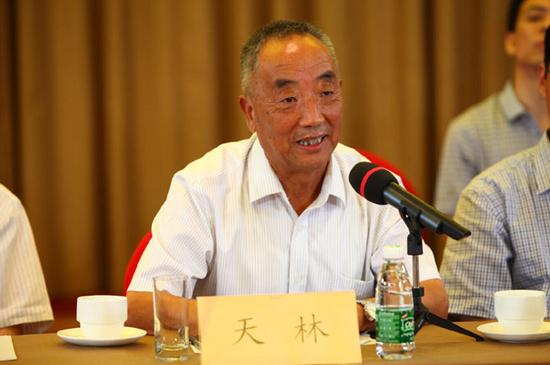 《光明日报》原总编辑、原西藏自治区党委常委、宣传部长天林