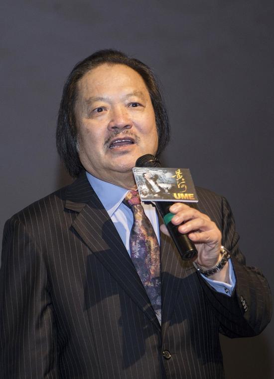 《黄河》导演滕文骥