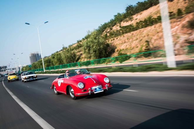 “中国国际名城经典汽车巡礼”北京站收官