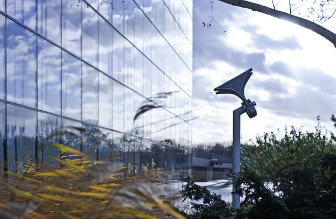 Y语角第7期 连鸟的安全都会考虑的造车厂