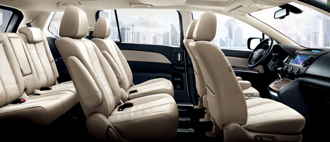 自备移动城堡 长假高速不怕堵