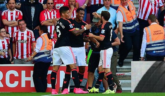 8000万小将梅开二度