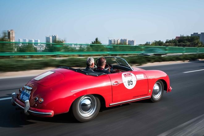 “中国国际名城经典汽车巡礼”北京站收官