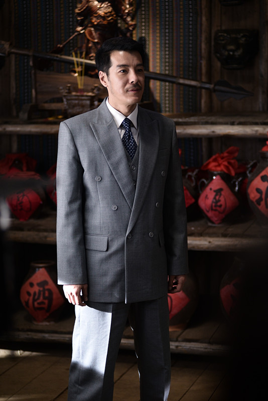 海一天身型挺拔