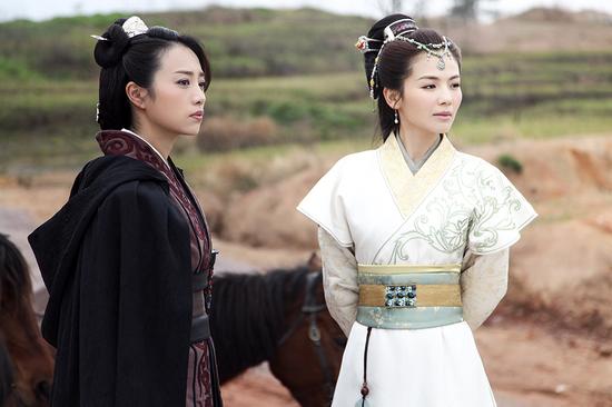 刘涛“巾帼不让须眉”