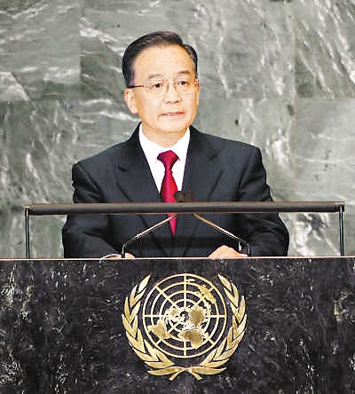 2008年，温家宝出席联合国千年发展目标高级别会议和第63届联大一般性辩论并发言。2010年，温家宝出席联合国千年发展目标高级别会议、第65届联合国大会一般性辩论，作了题为《认识一个真实的中国》的讲话。图/新华社 综合新华网等媒体报道