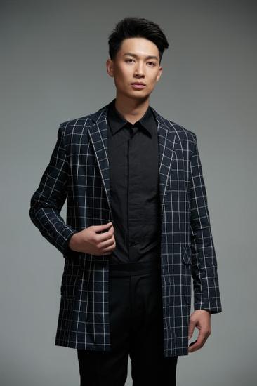 《一路上有你》热拍 李智执法机器遇见爱