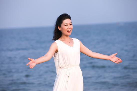 阎维文王雁拍摄新曲把爱给你mv