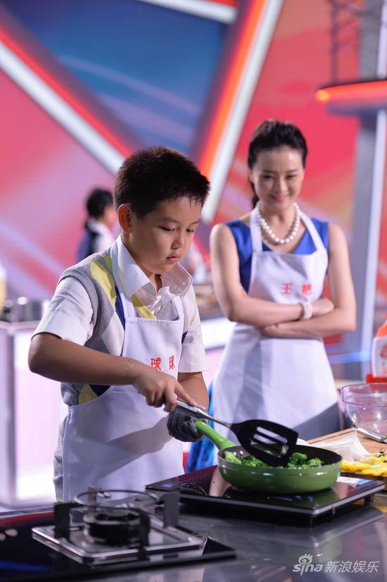 小当家不走萌娃风 "校长"李湘变身孩子王|李湘|加油小当家|孩子王