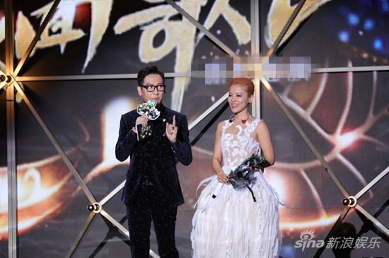 丁当《蒙面歌王》完美收官