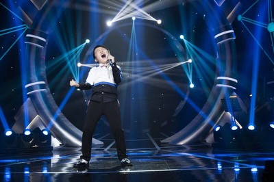 李成宇颜艺模仿易烊千玺tellmewhy