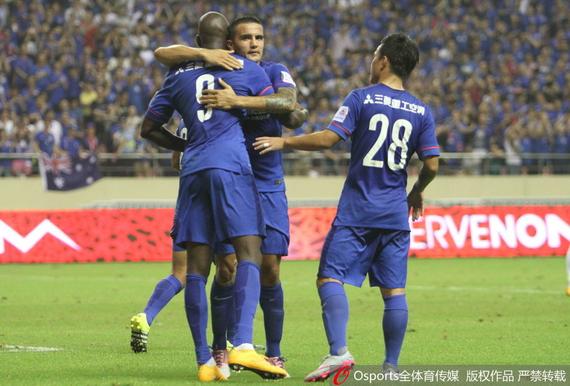 申花主场3-2击败北控