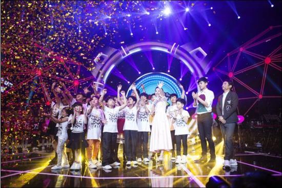 《中国新声代》毕业盛典