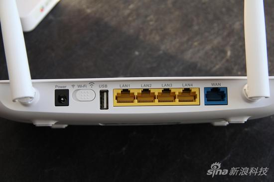 双频wifi四天线设计 华为ws832路由器上手体验