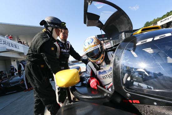 粤车手黎智聪首冲亚洲勒芒系列赛向前三进发