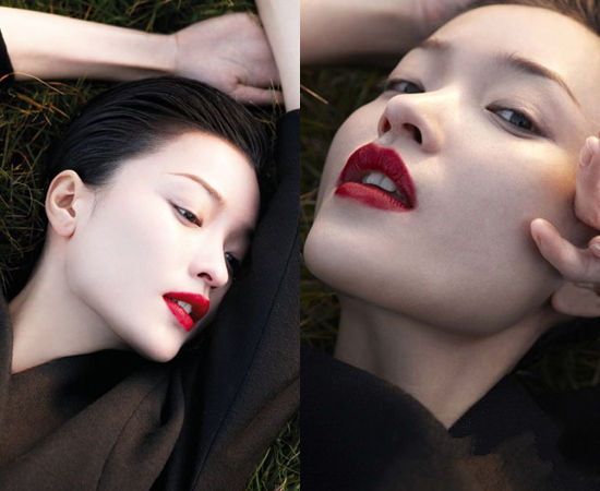 初恋和原配之争 《港囧》杜鹃上演花瓣美唇诱惑