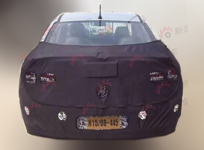 北京现代瑞纳全新换代车型谍照曝光