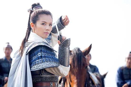 刘涛不爱红装爱武装