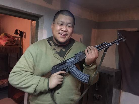 吾先生悍匪自带萌点桑平表白刘德华