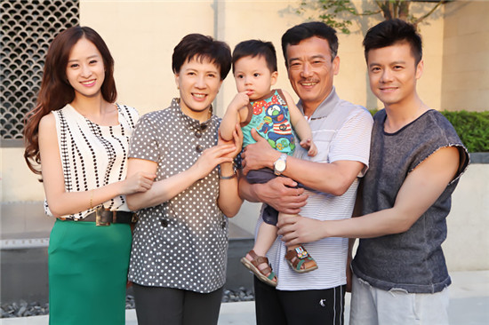 [微博],雷佳音[微博],顾艳,王浩钧,王晓卯,魏辰妃等出演的都市时