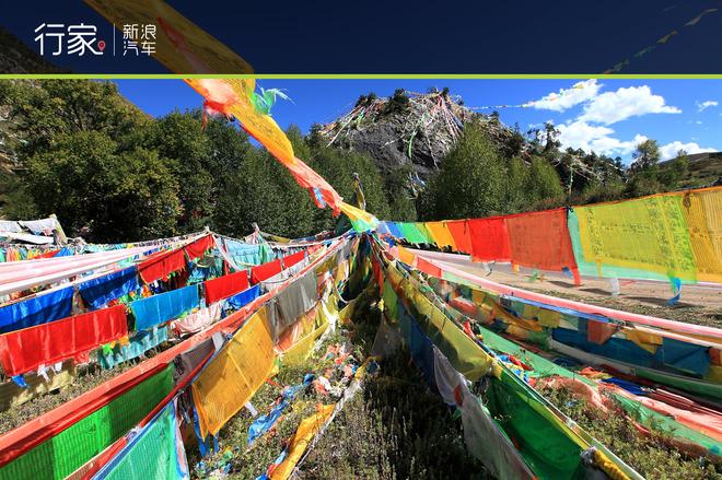 观雪山赏红石 川西北十一自驾游