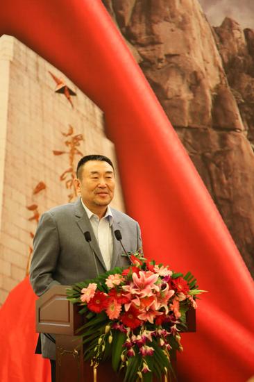 中央电视台副台长高峰先生出席并致辞