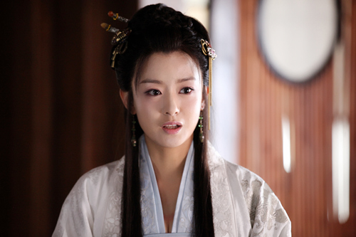 《琅琊榜》周奇奇秀戎装 宫羽爱不求回报
