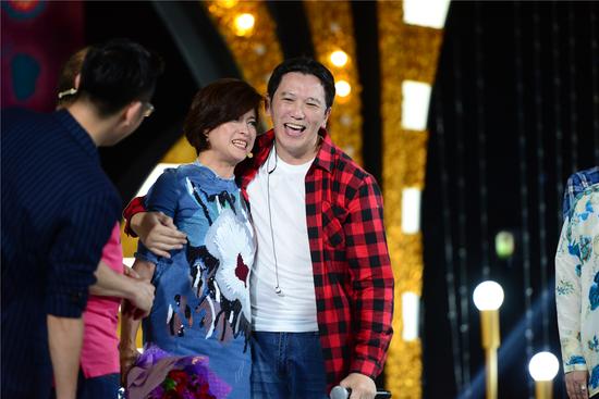 《原来是你》温兆伦邵美琪开怀大笑