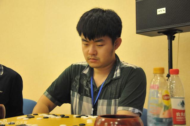 强如业余天王马天放 收入也不及外企白领