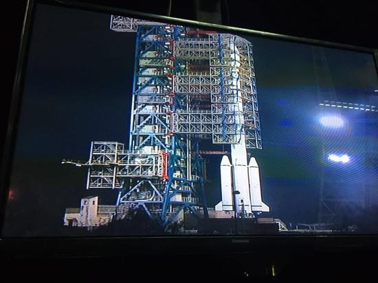 带你看看火箭发射卫星全过程火焰绚烂如烟花2