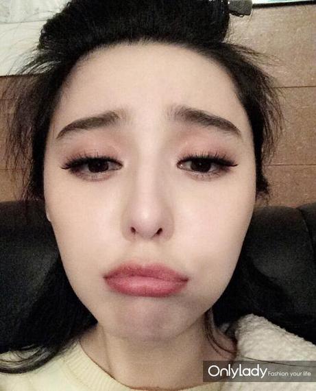 周杰伦女儿长睫毛逆天假睫毛女星哭晕在厕所