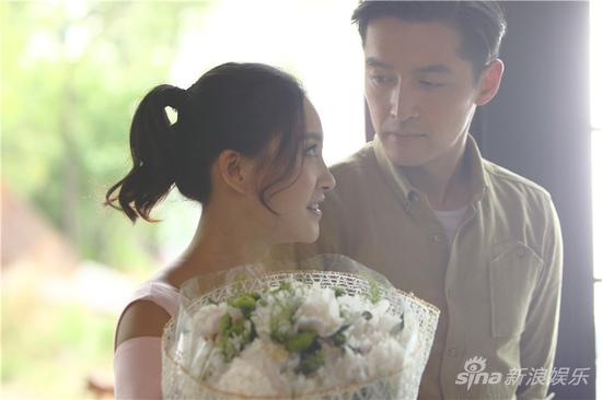 周楚楚与胡歌爱的热烈