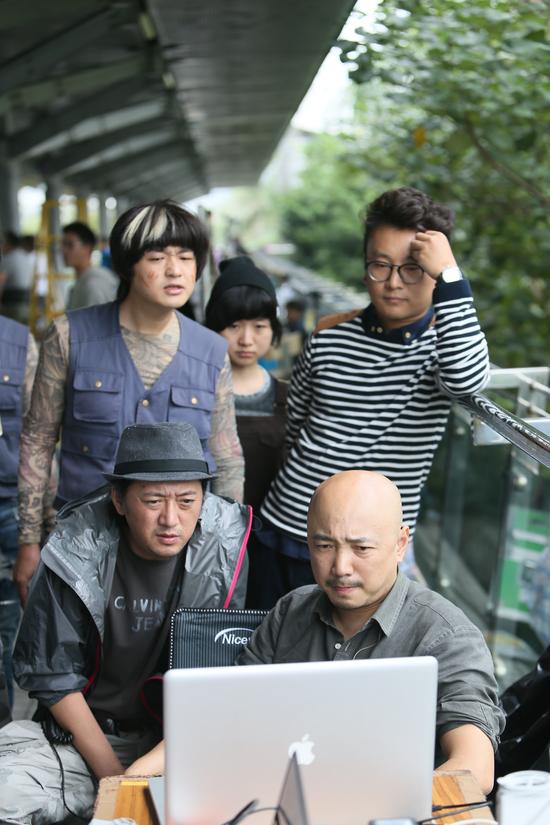 85后青年编剧苏亮用自己参与到《港囧》中的创作经历以更加详细的角度