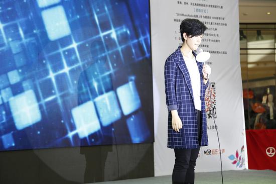 李霄云演唱