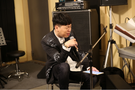 认真编曲录制
