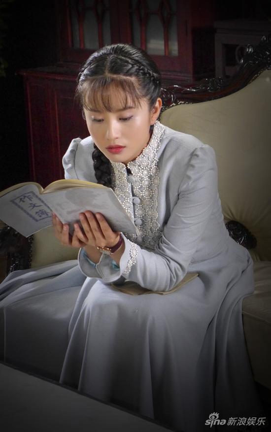 苏倩薇饰演英慧