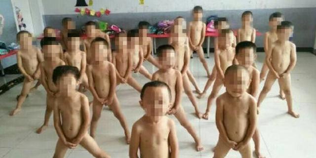 幼儿园男童裸拍可爱还是变态