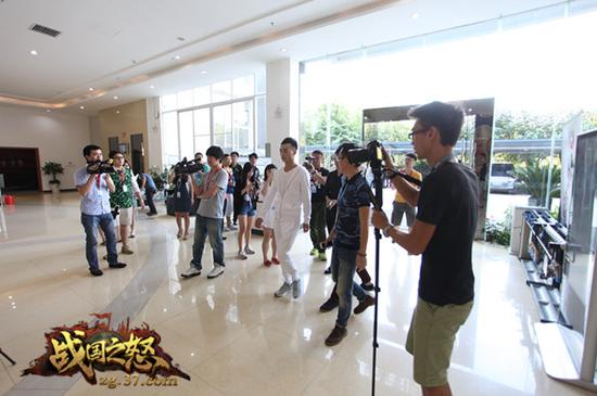 叶良辰现身广州37游戏