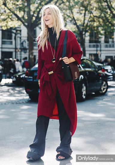 高领衫穿搭方法|街拍|高领衫_新浪时尚_新浪网