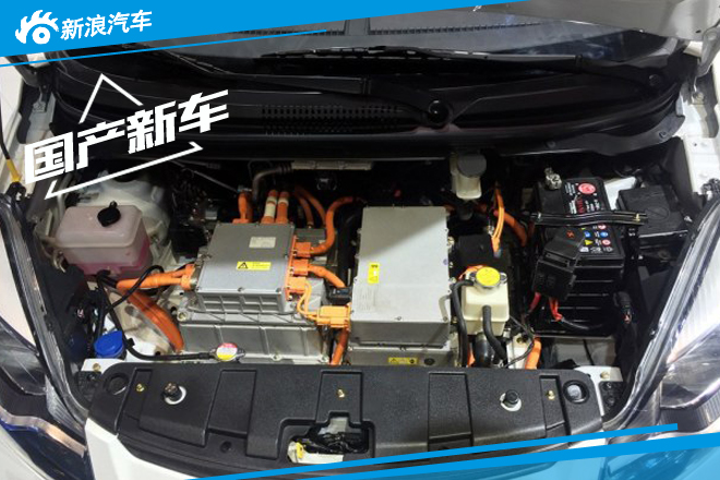 长安奔奔EV纯电动版亮相 可续航200公里