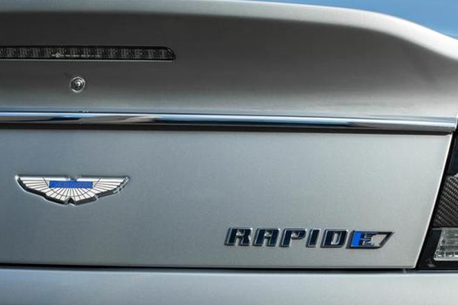 阿斯顿·马丁DB10、RapidE添彩主席访英